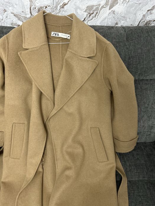 Sacouri si costume de la Massimo Dutti si Zara noi cu eticheta