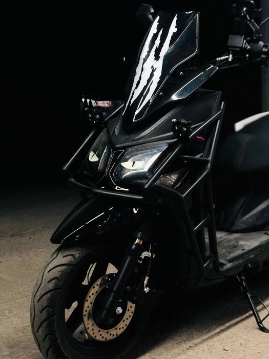 Samuray yangi 1620km yurilgan holati ideyal  orqa yashigiyam bor