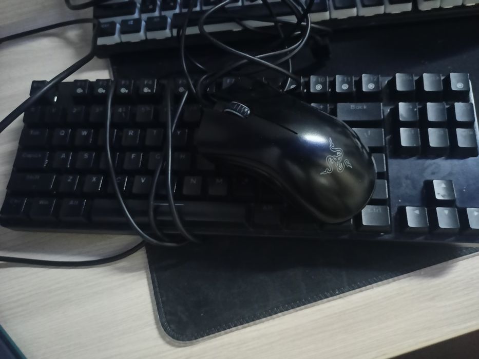 Продам мышку и клавиатуру