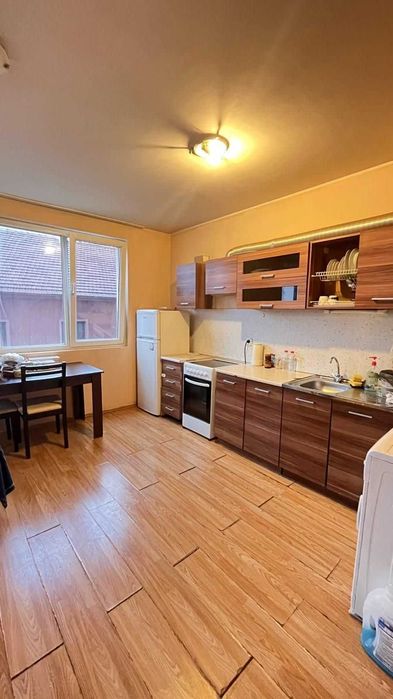 Двустаен апартамент в кв. Свобода