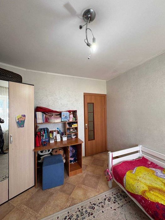 Продам 4х комн кв Абилкайыр хана