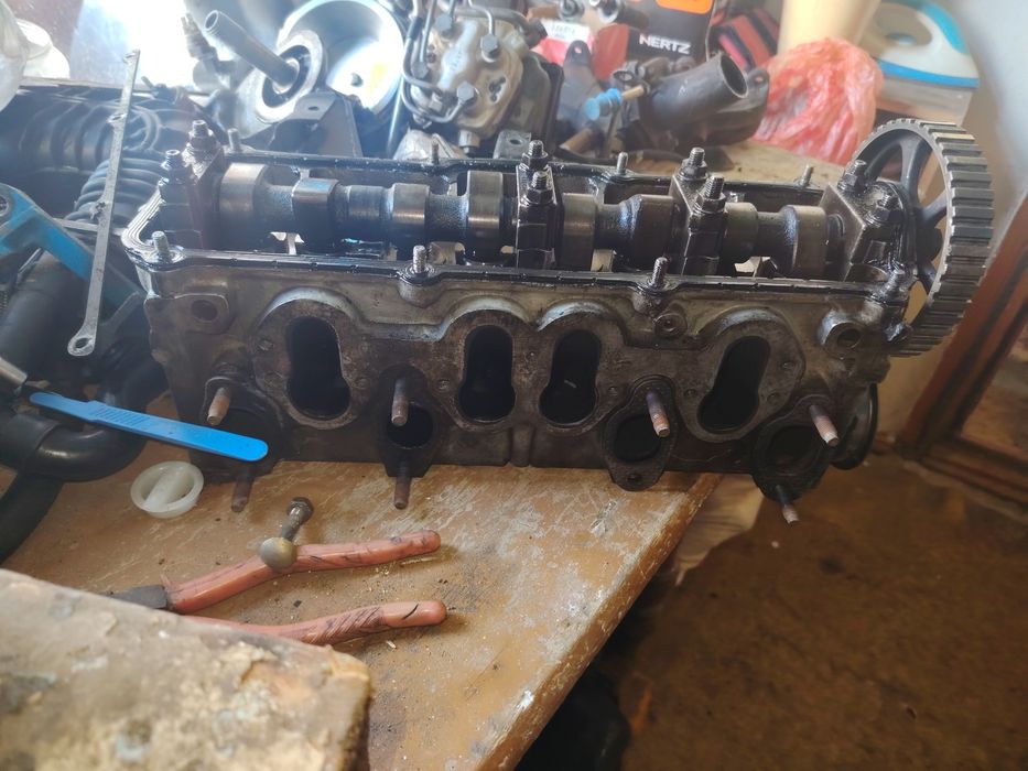 Продам двигатель на запчасти