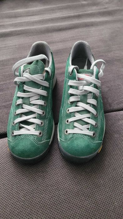 Pantofi drumetie dama