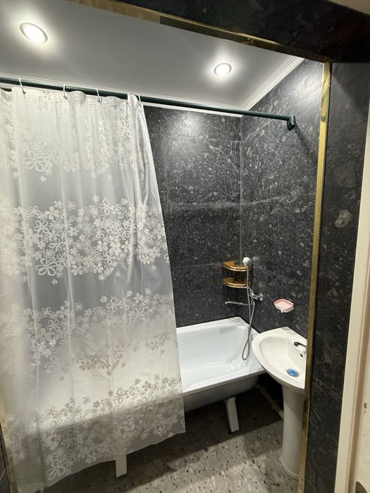 3 бөлмелі квартира жалға беріледі