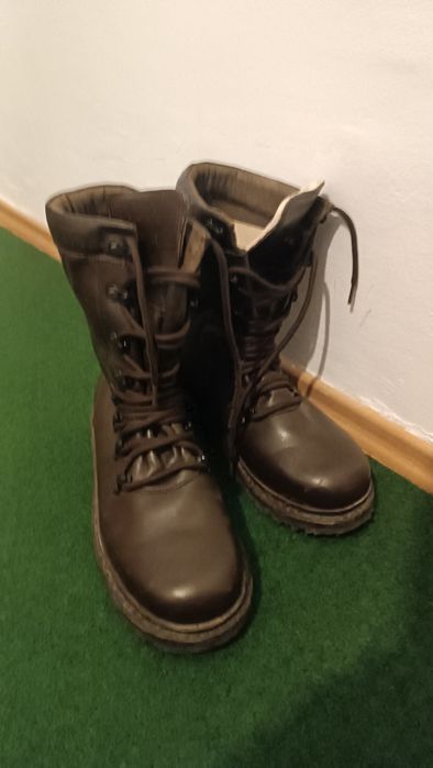 Bocanci militari mărimea 43