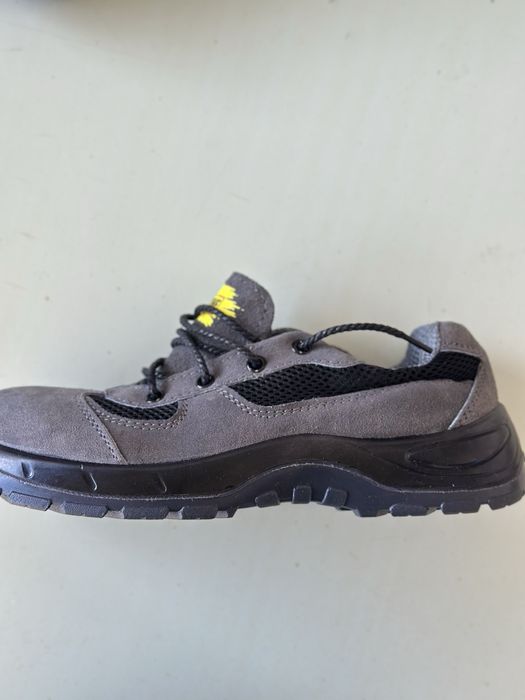 Робочие кроссовки "BLACK STONE"