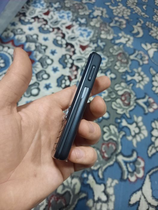 Nokia 6300 black sotladi