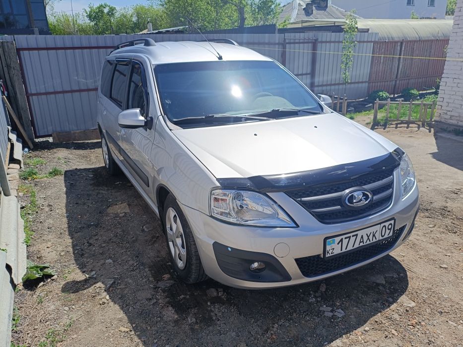 Продам Лада Ларгус 2014г