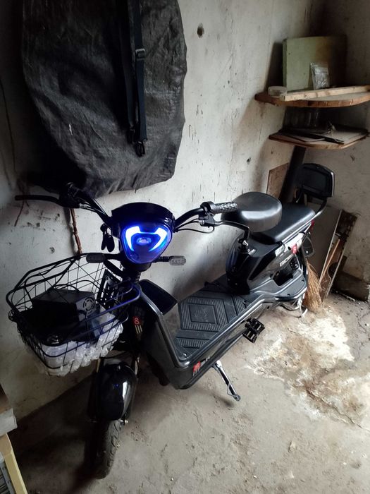 Продавам Електрически Скутер Мотор!