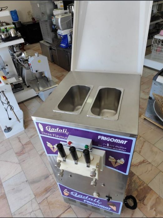 Muzqaymoq aparat,freezer,frizer,frezer,morojni,frigomatic,frigomat,non