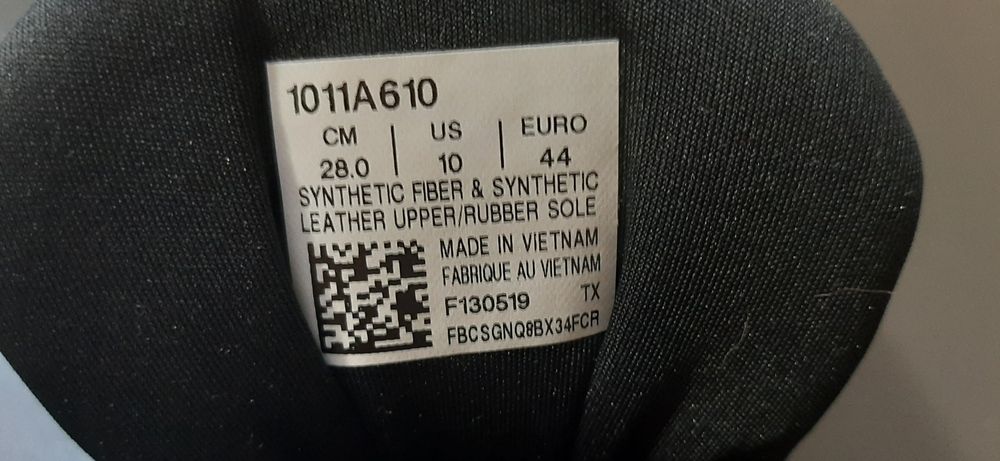 Маратонки Asics 44 номер