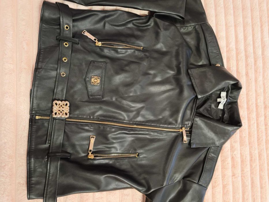 Дамски якета различни цветове