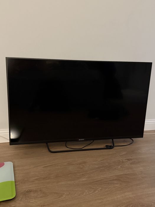 Телевизор SONY без царапин