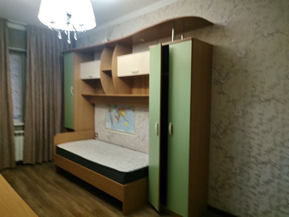 Продам спальный для подростка