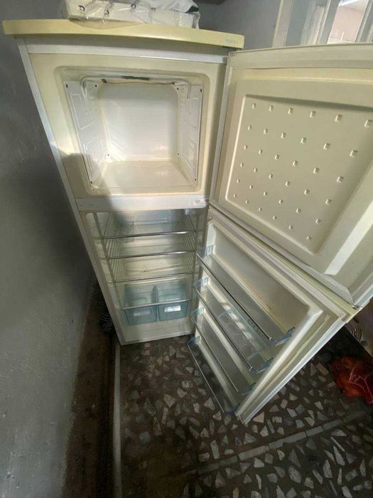 Продаётся холодельник Artel HD316FN