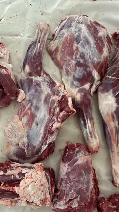 Ешкі сатылады