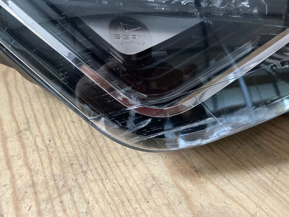Девен фар Seat Leon. Сеат Леон. 17-20г. 
Full Led. Valeo. 90100840.