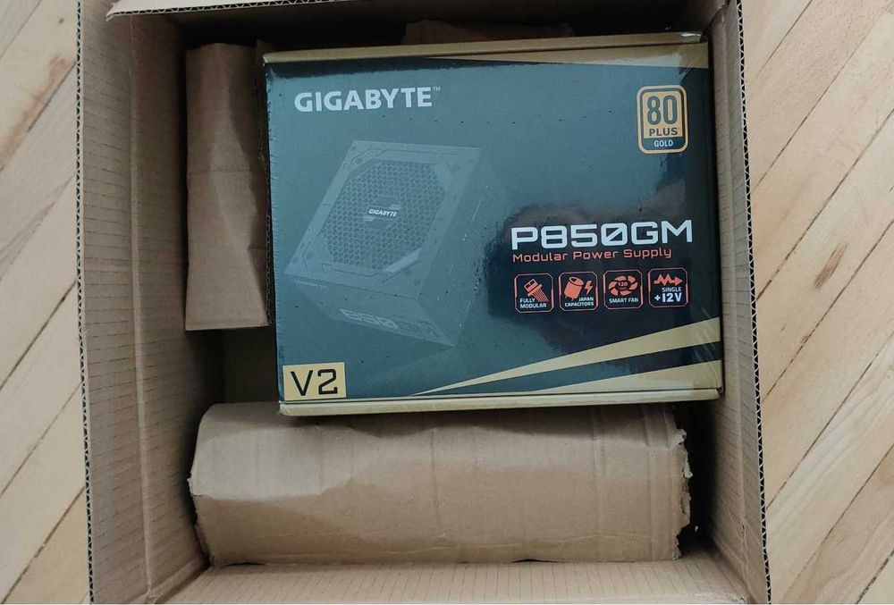Sursa Gigabyte P850GM V2, 850W, 80 PLUS Gold, modulara, Neagra