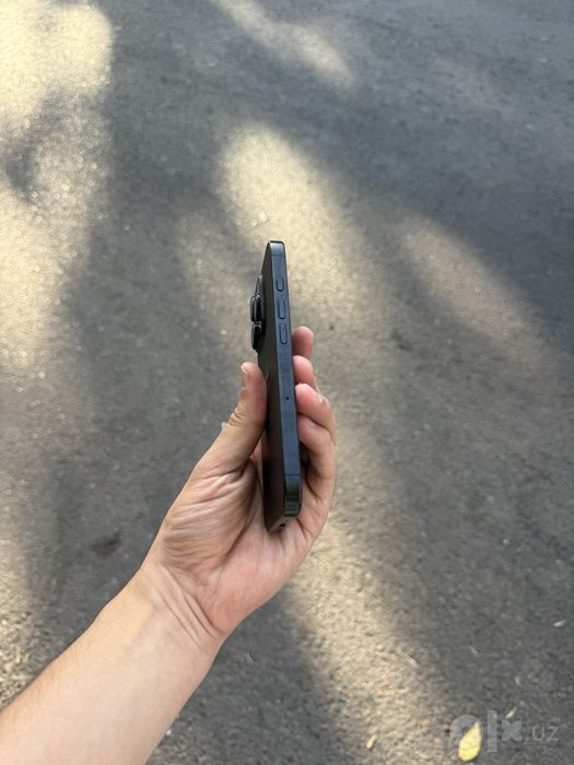 Iphone 16 pro 128 gb black