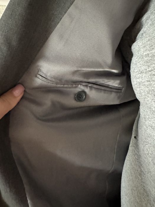 Костюм мужской серый