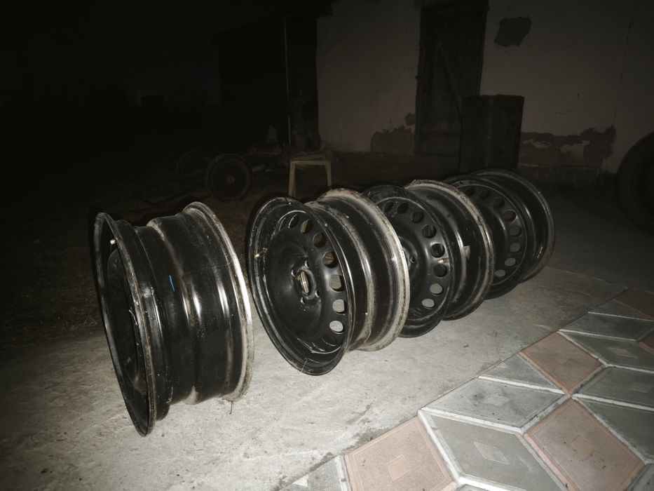 Продам диски r15