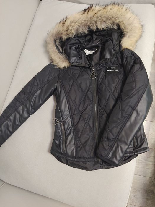 Дамско яке с пух