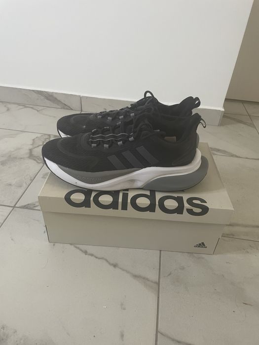 Adidas Aplha Bounce