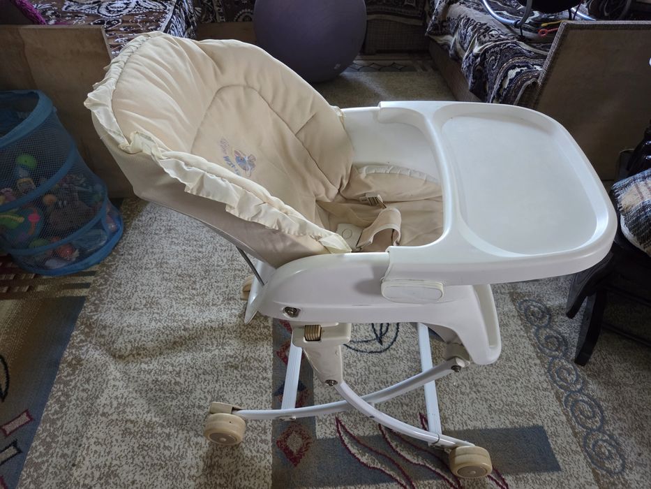 Стульчик для кормления