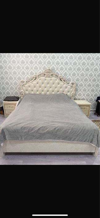 Спальный гарнитур сатылады