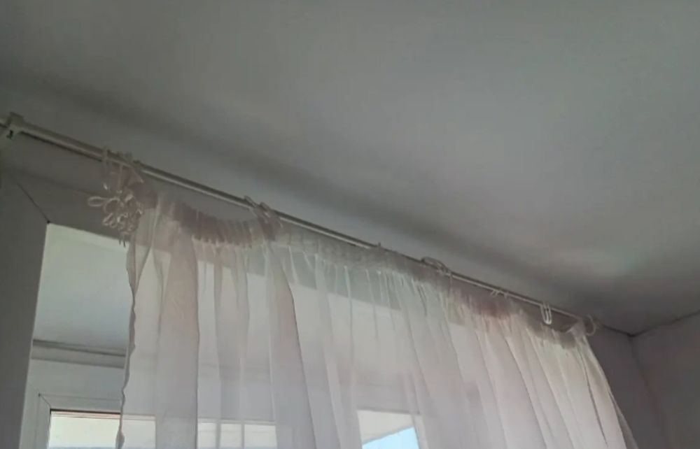 Карниз для штор продам
