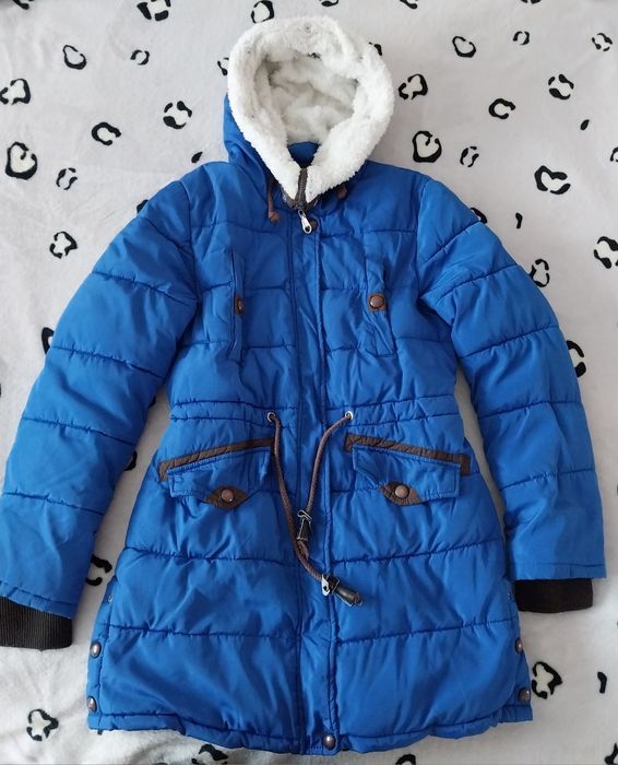 Продам женскую зимнюю куртку