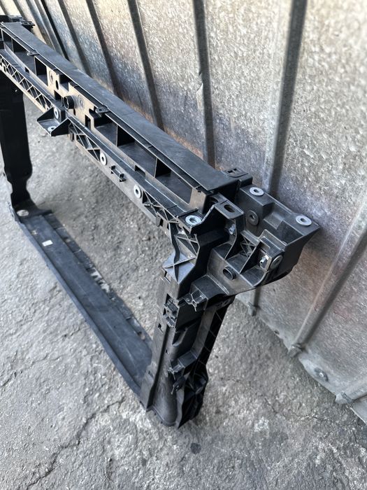 Vand trager original Skoda Superb 3 2015 3V0805588 J