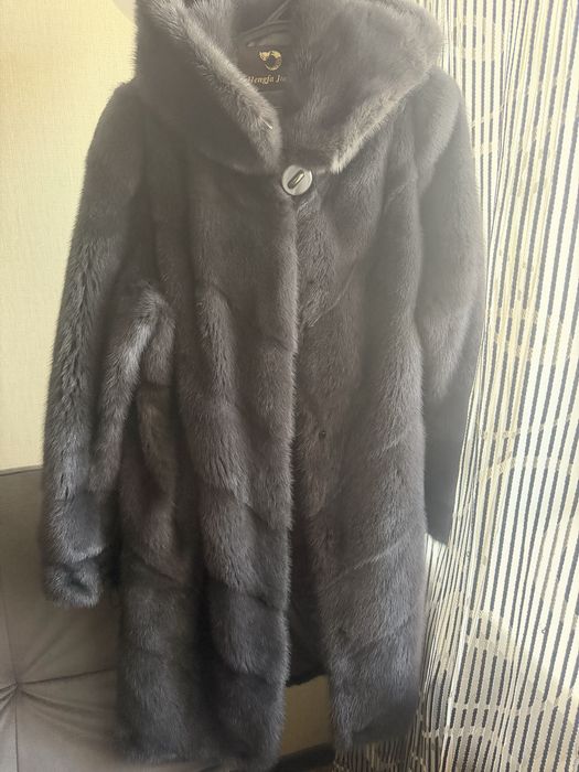 Продам норковую шубу