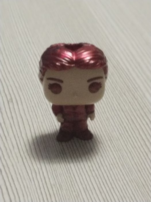 Макс из очень странных дел