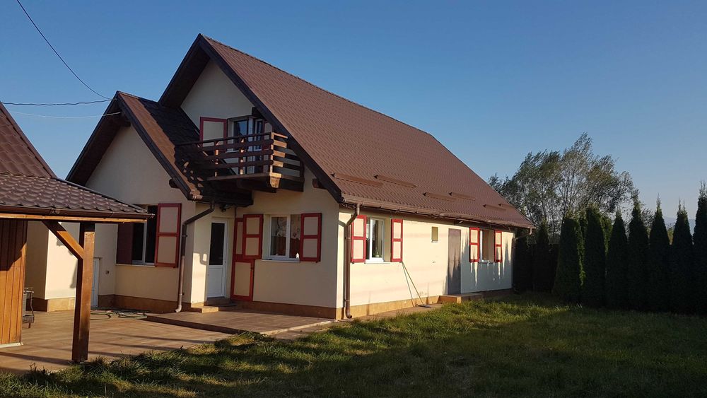 cabana/casa de vacanta, de inchiriat