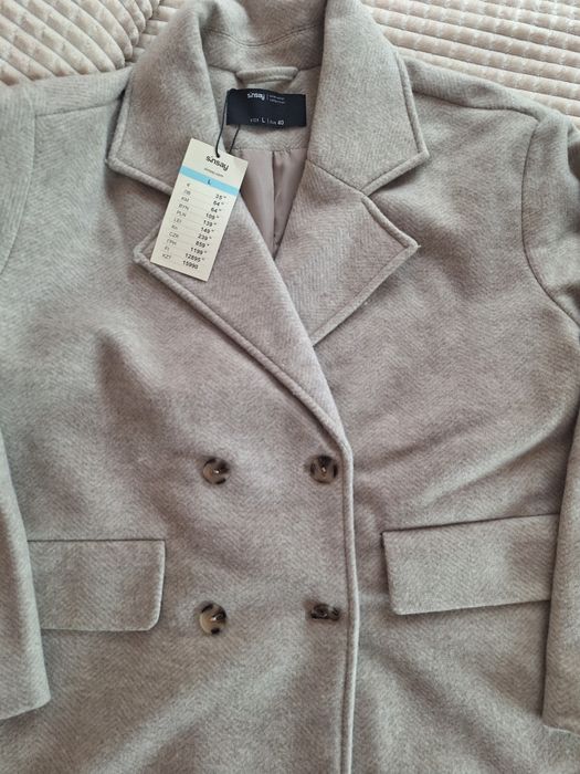 Дамско палто ново за 25 €