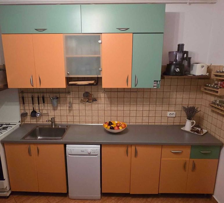 Vand Bucatarie in Stare Foarte Buna (Otopeni)