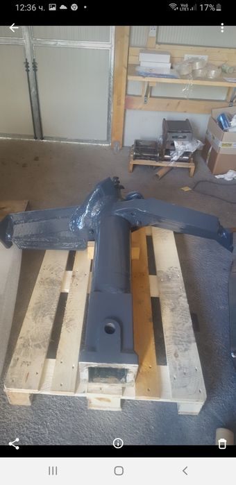 Унищужител-раздробител на пънове много силен