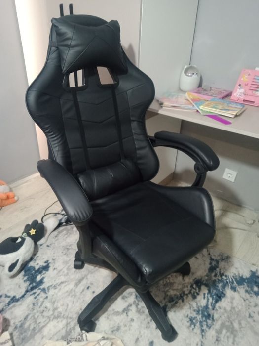 Игровое кресло отличное