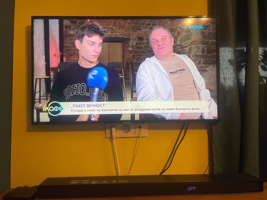 Samsung смарт телевизор 43