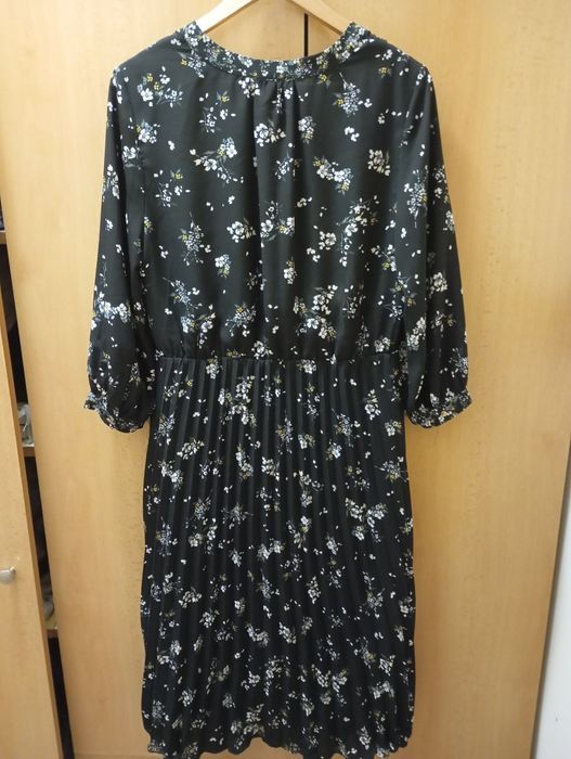 Дамска рокля елегантна