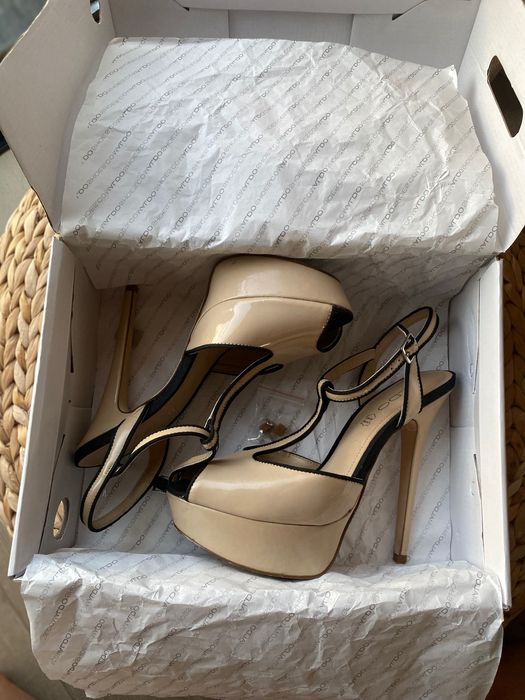 Обувки с ток Aldo, 39