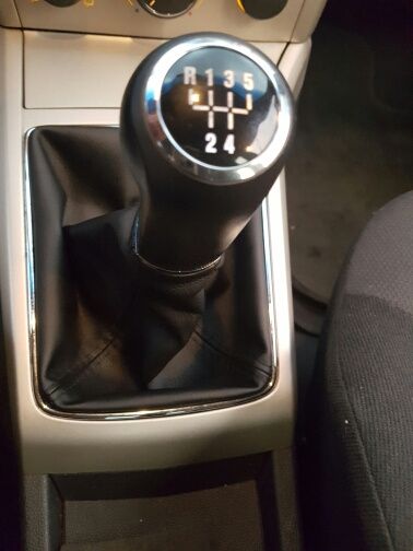 Топка за скоростен лост с маншон OPEL/VAUXHALL Astra H 5 и 6 скорости