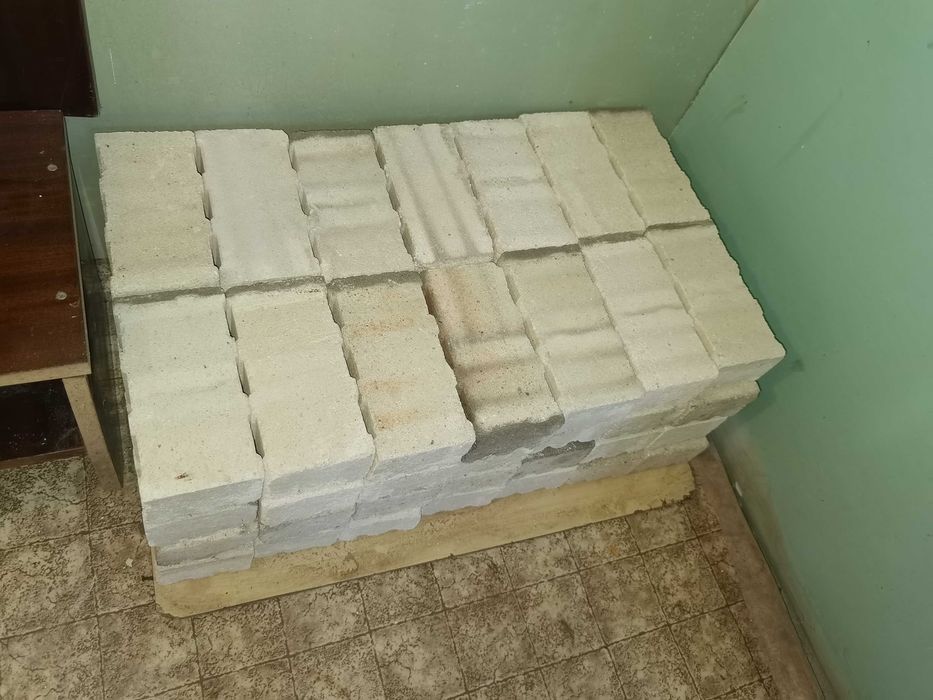 Тухли от акумулираща печка 56 броя