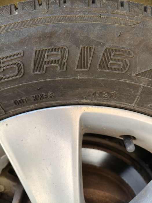 Гуми с джанти за Субару  215/65/16