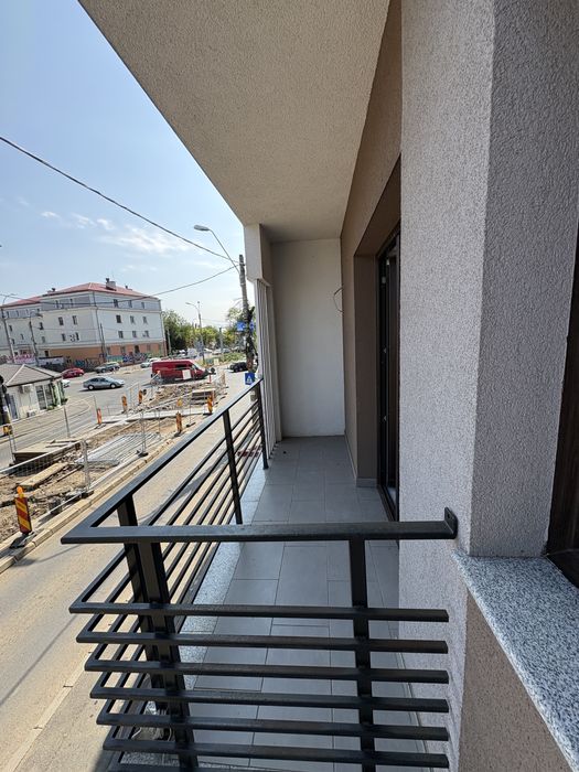 Garsoniera 44mp utili Etaj 1 doua balcoane Decomndata