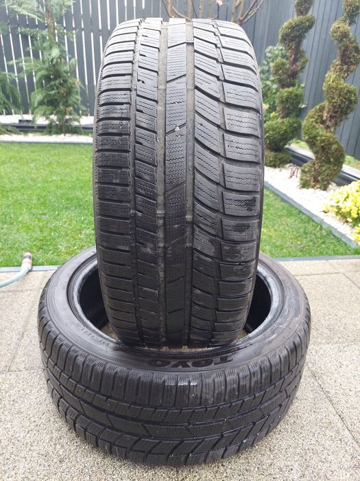 Cauciucuri de iarna 245 40 19 și 245 45 20