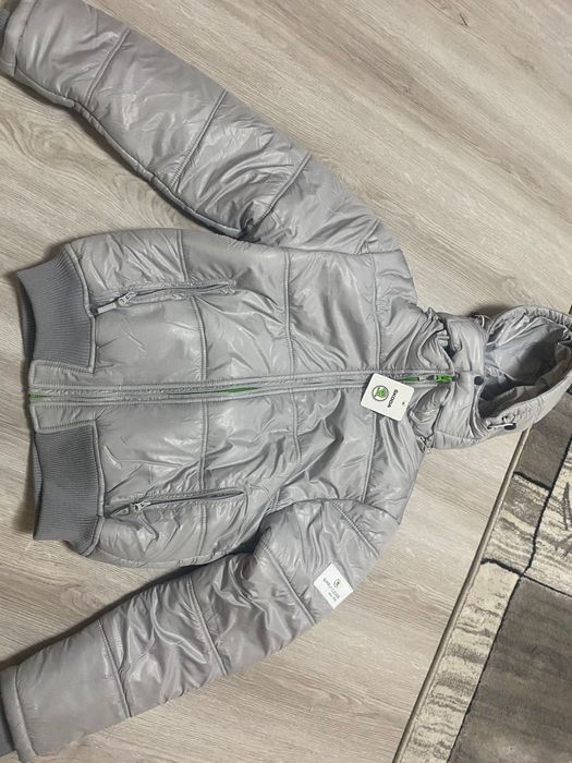 Geaca Skoda nouă cu eticheta