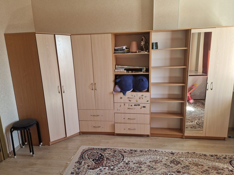 Продам шкаф из детской