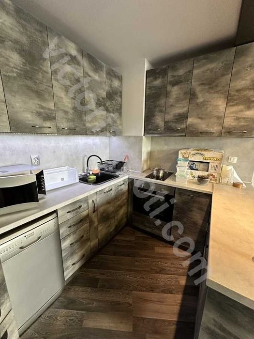 Продава се Тристаен апартамент в Велико Търново, Бузлуджа - 103 кв.м за 1262 €/кв.м - Снимка #6